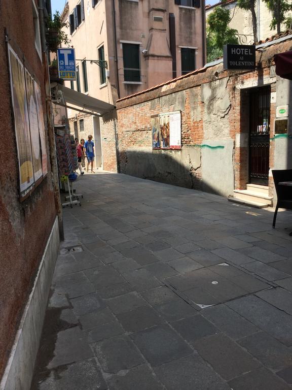 Albergo Ai Tolentini Venedig Exteriör bild