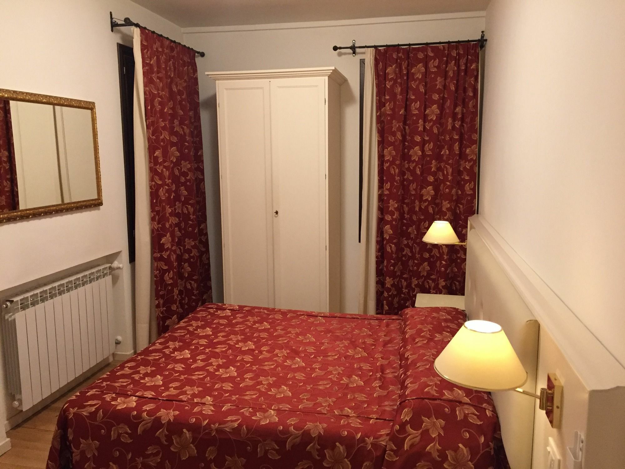 Albergo Ai Tolentini Venedig Exteriör bild